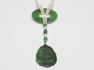 Handmade Art Deco Jade and Pearl Pendant necklace