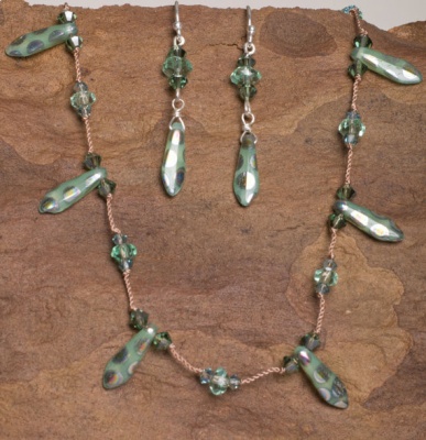 Tin Cup style necklace with matching earrings - Mint Green - Hand Knotted